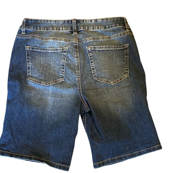 Maurices M Jeans Denim Bermuda Shorts Sz 12 (34x9") #162R - Picture 5 of 8